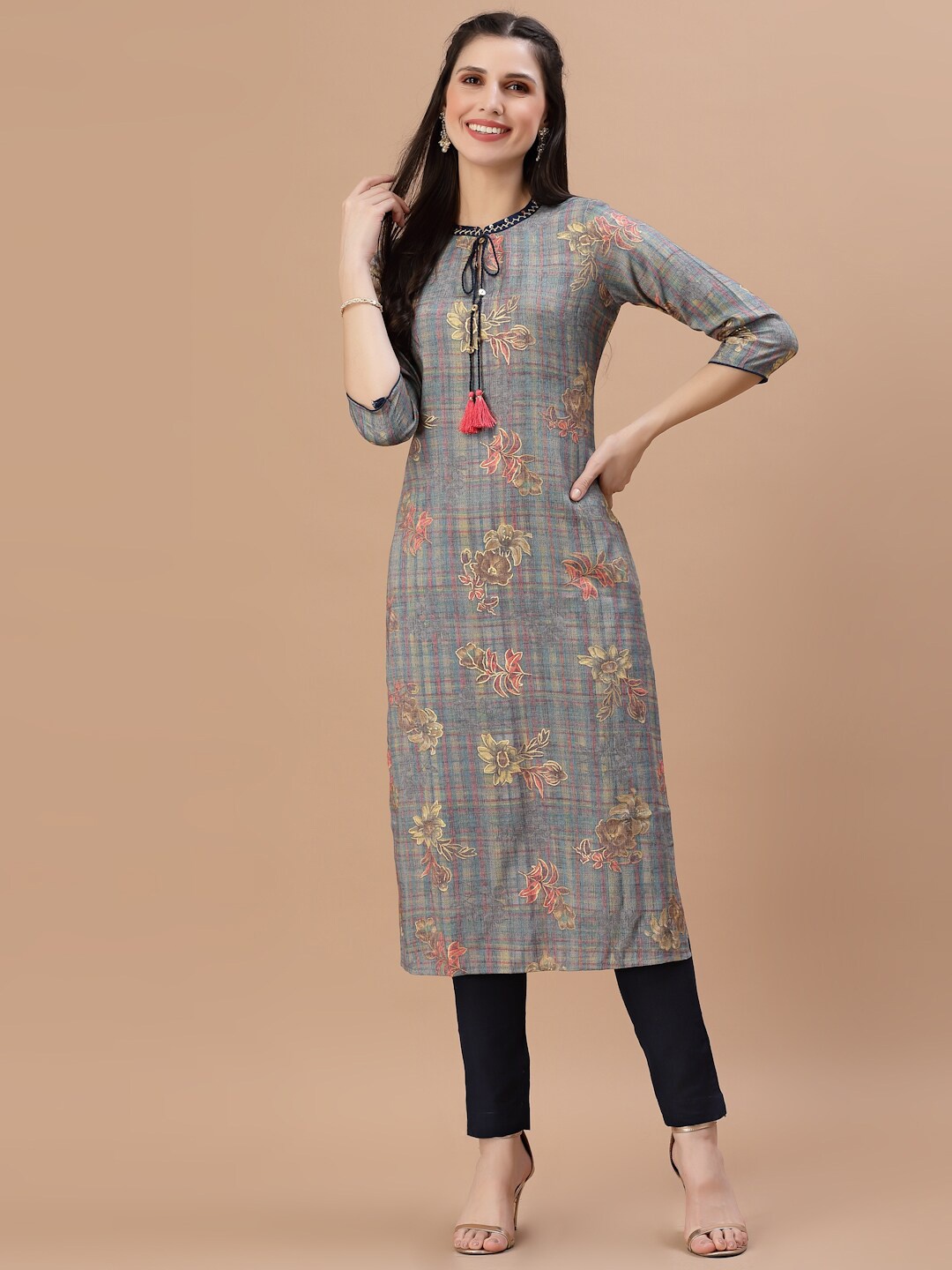 

Smiro Women Grey Printed Rayon Kurta