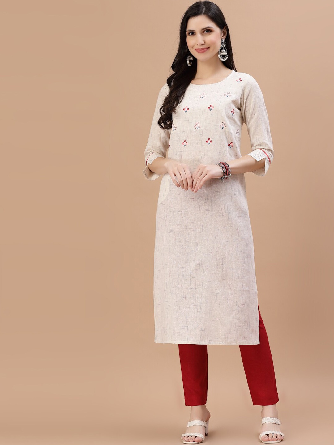 

Smiro Women Beige Geometric Printed Thread Work Kurta