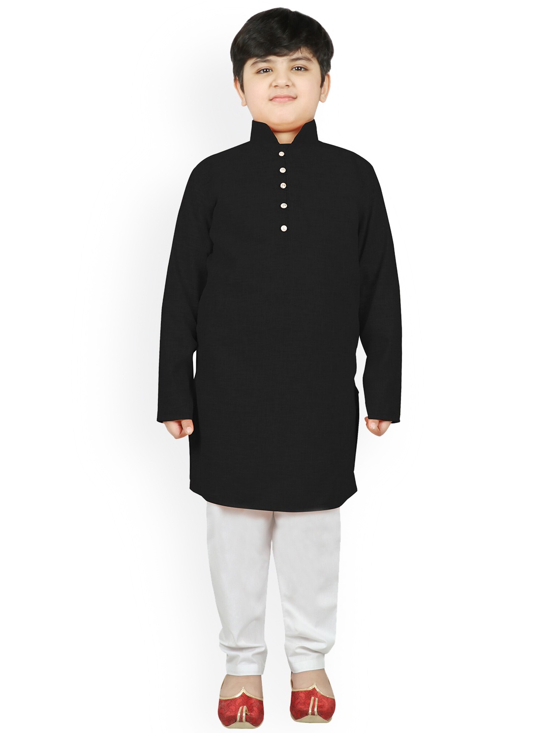 

SG YUVRAJ Boys Black Thread Work Kurta with Pyjamas