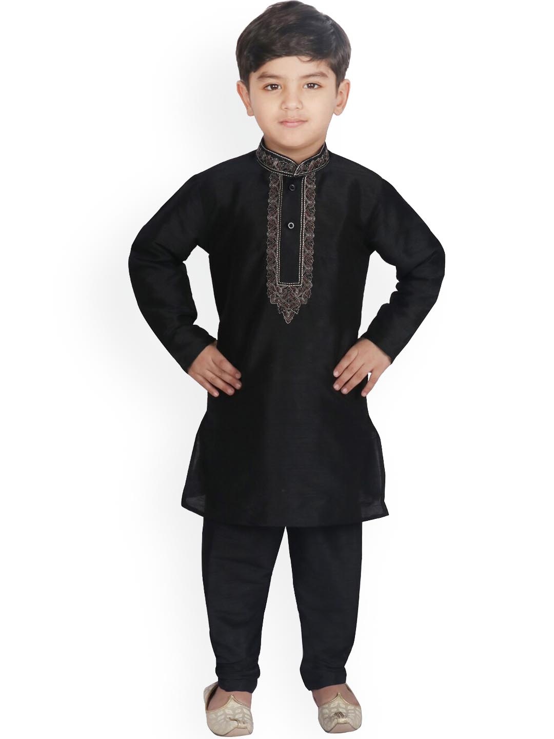 

SG YUVRAJ Boys Black Embroidered Raw Silk Kurta with Pyjamas