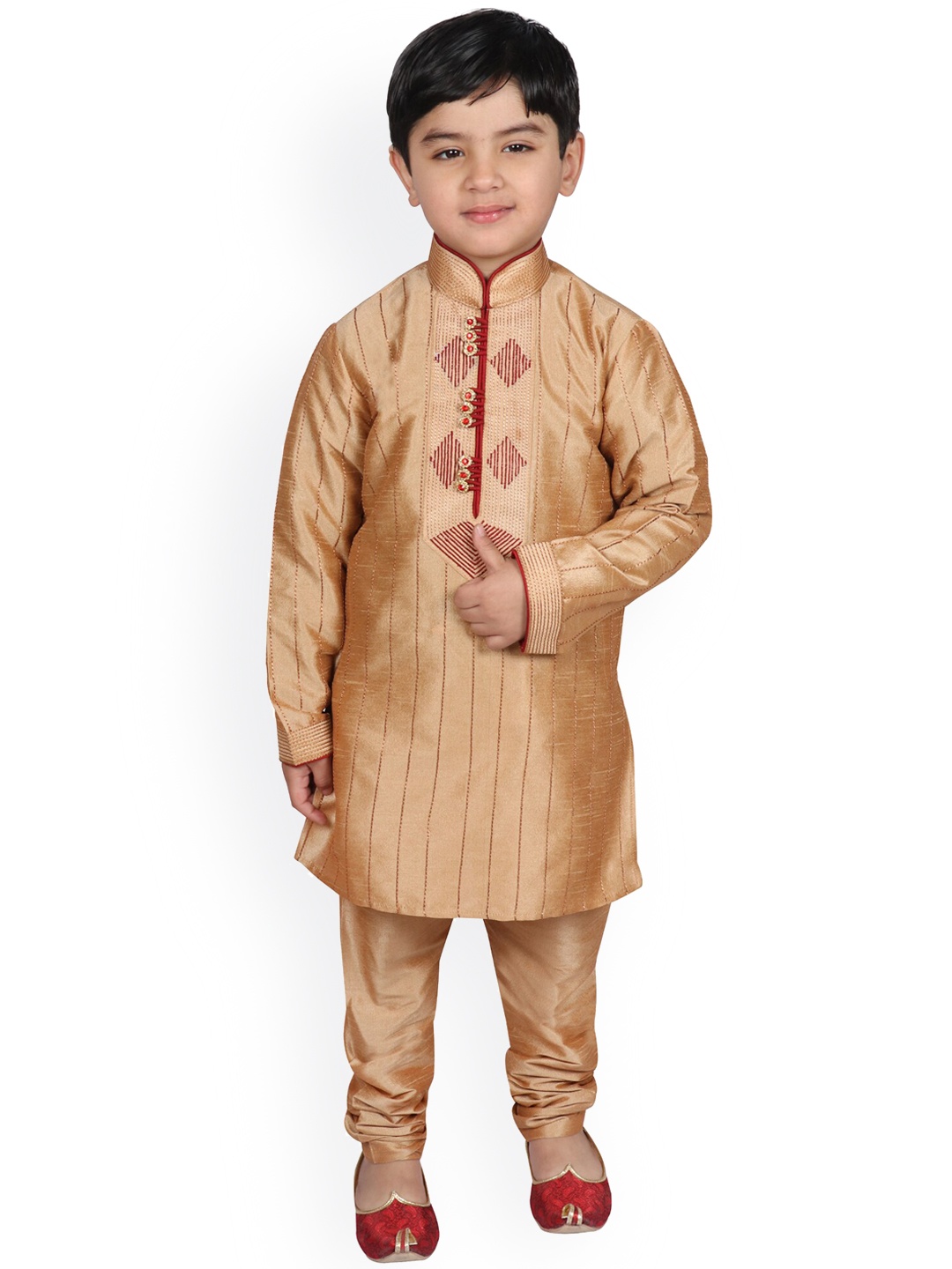 

SG YUVRAJ Boys Gold-Toned Yoke Design Raw Silk Kurta with Pyjamas