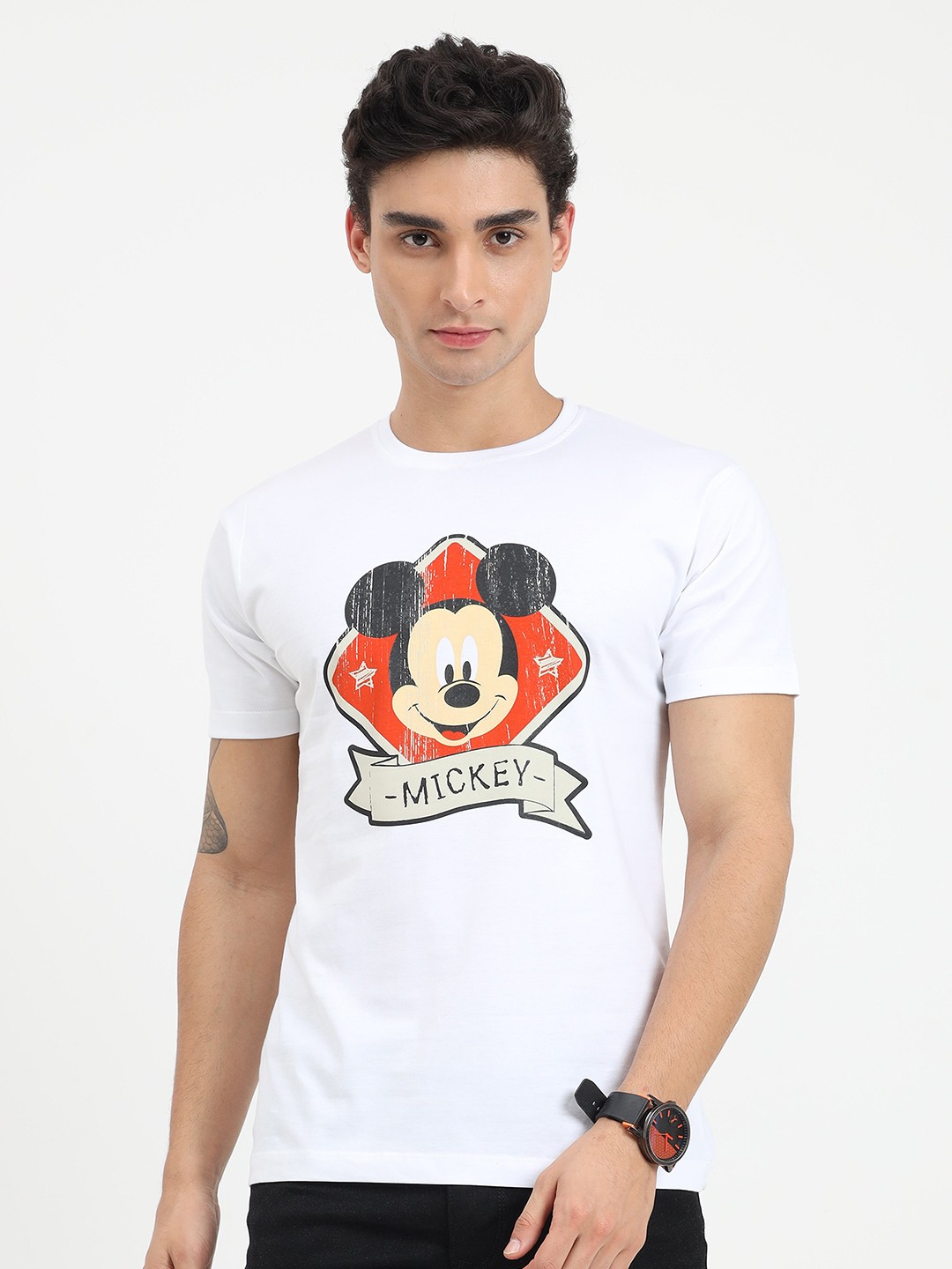 

COOFT Men White & Red Typography Mickey Mouse Printed Pure Cotton T-shirt