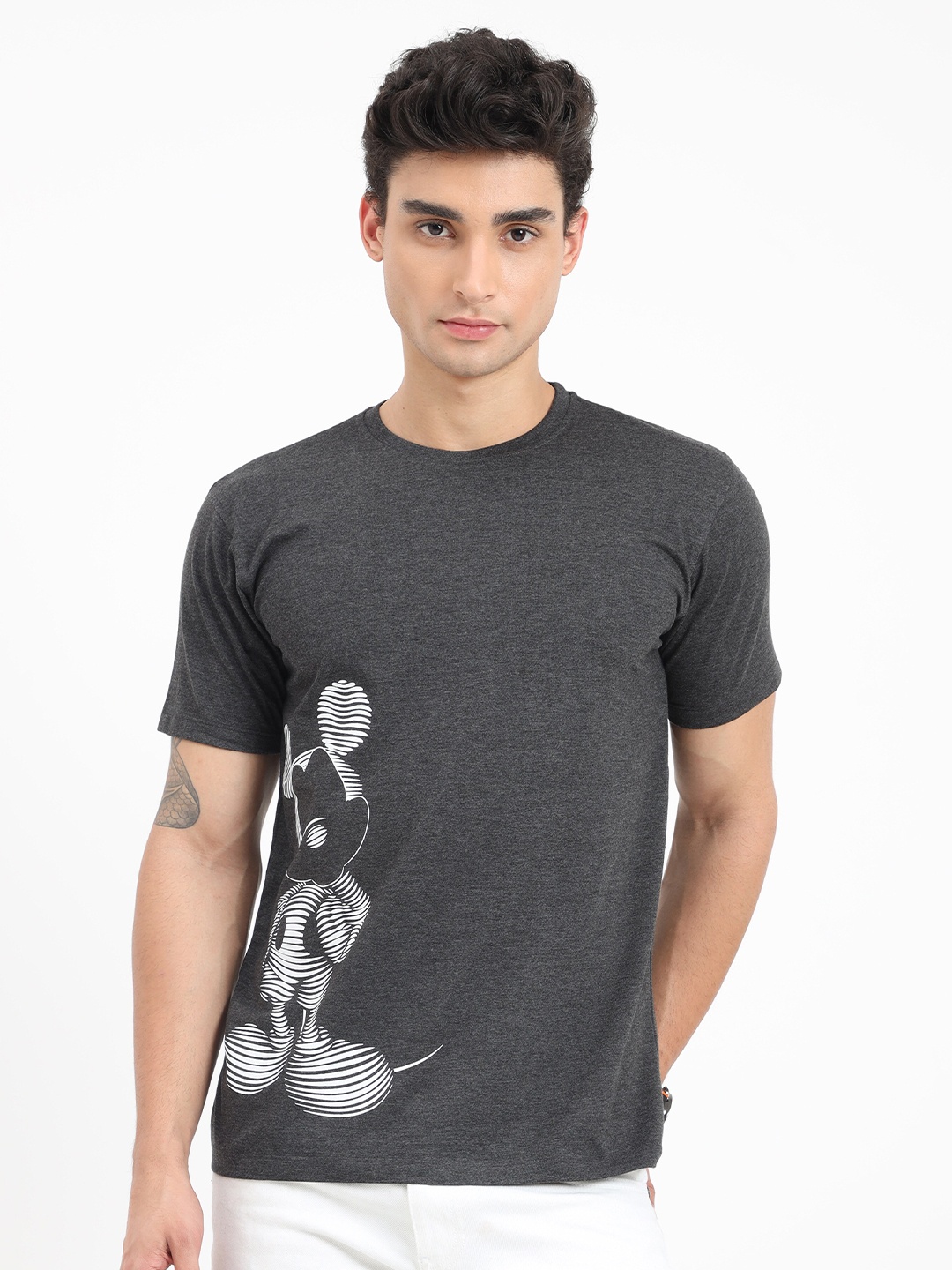 

COOFT Men Grey Mickey Mouse Printed Pure Cotton T-shirt