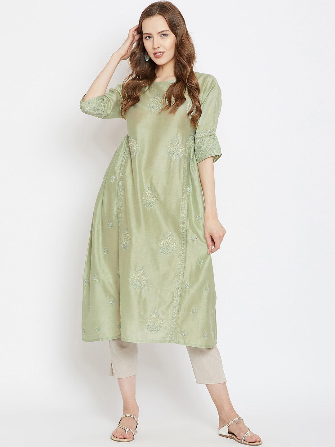 

The Kaftan Company Women Green Embroidered Chanderi Silk Kurta