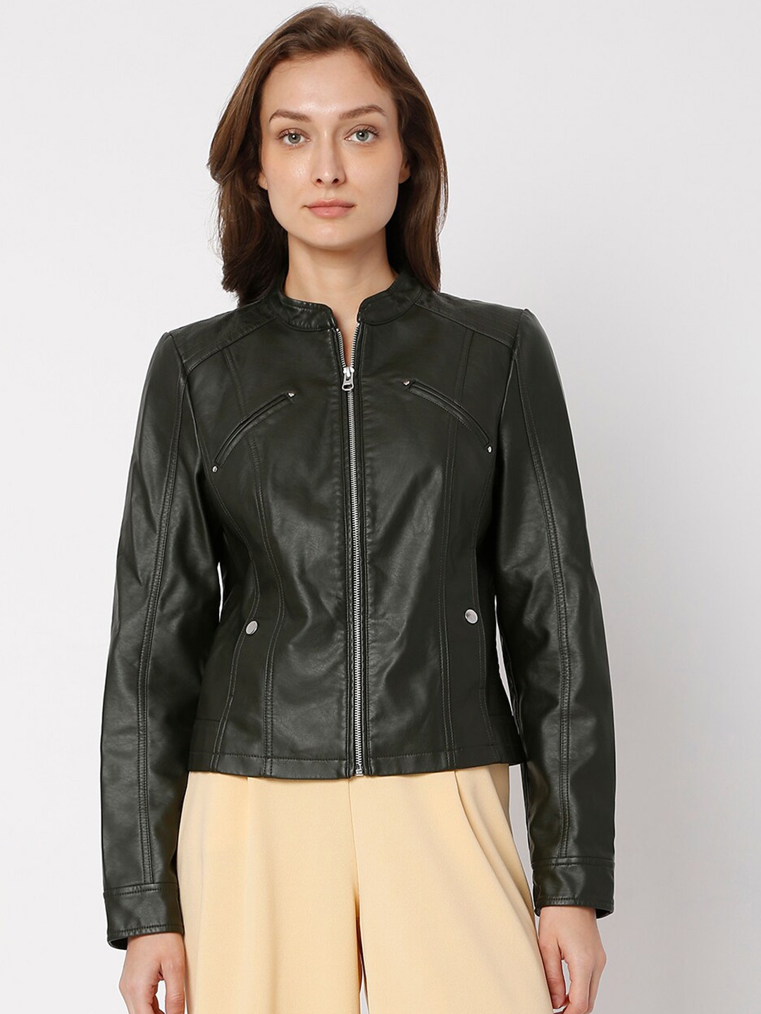 

Vero Moda Women Black Tailored Crop Jacket