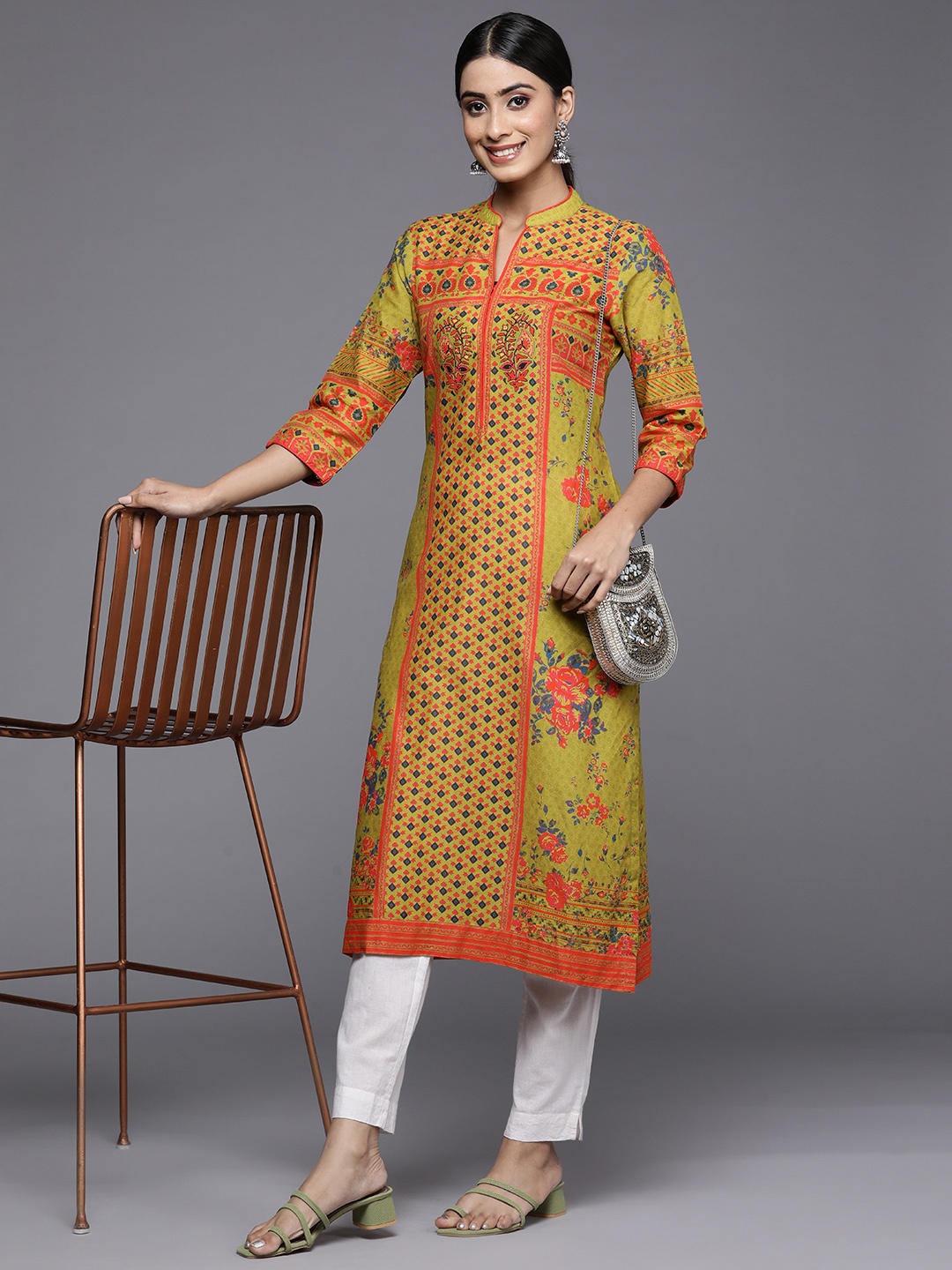 

Biba Women Olive Green & Orange Pure Cotton Ethnic Motifs Print Straight Kurta