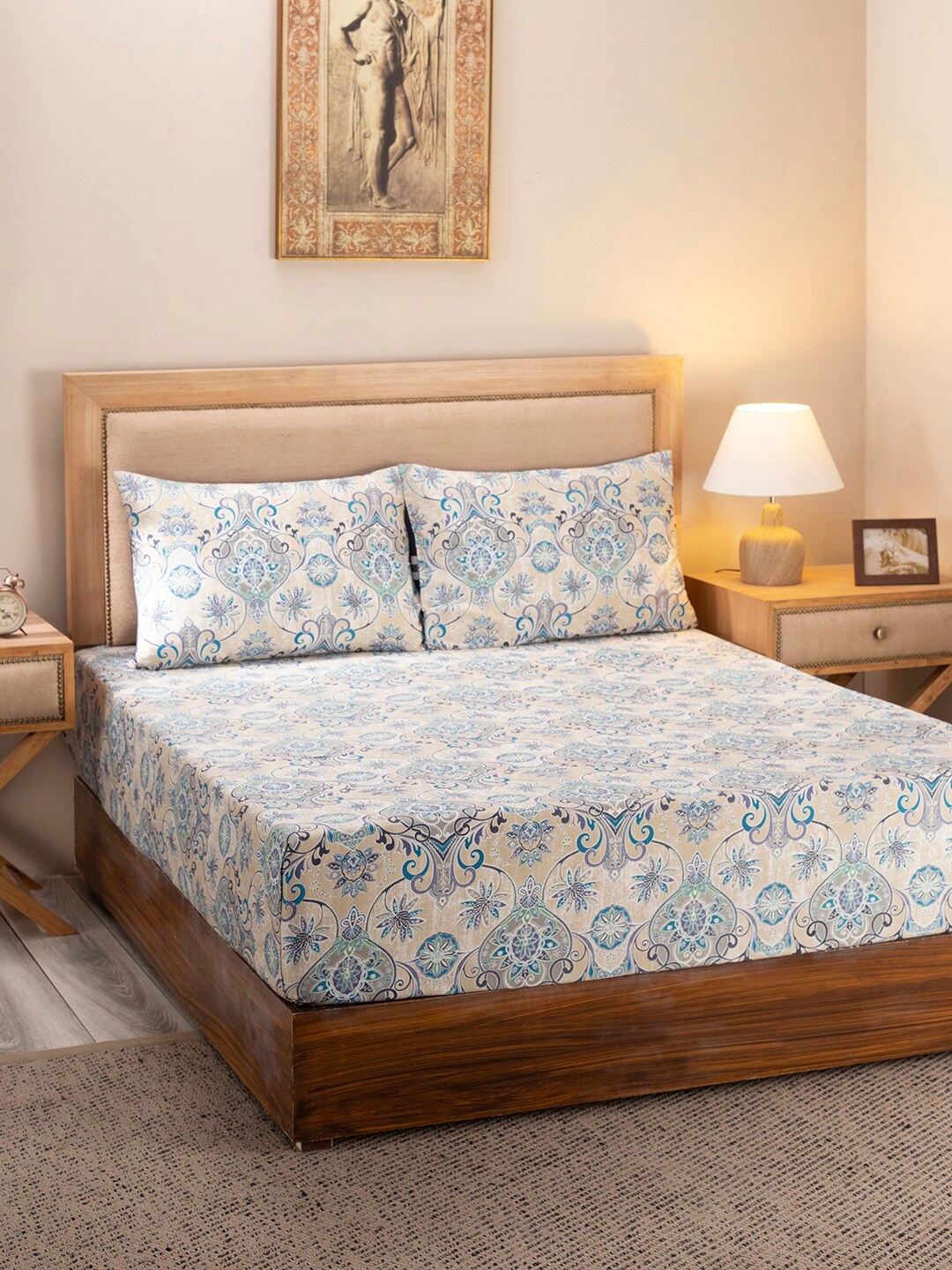 

MASPAR Blue & Grey Ethnic Motifs 300 TC King Bedsheet with 2 Pillow Covers