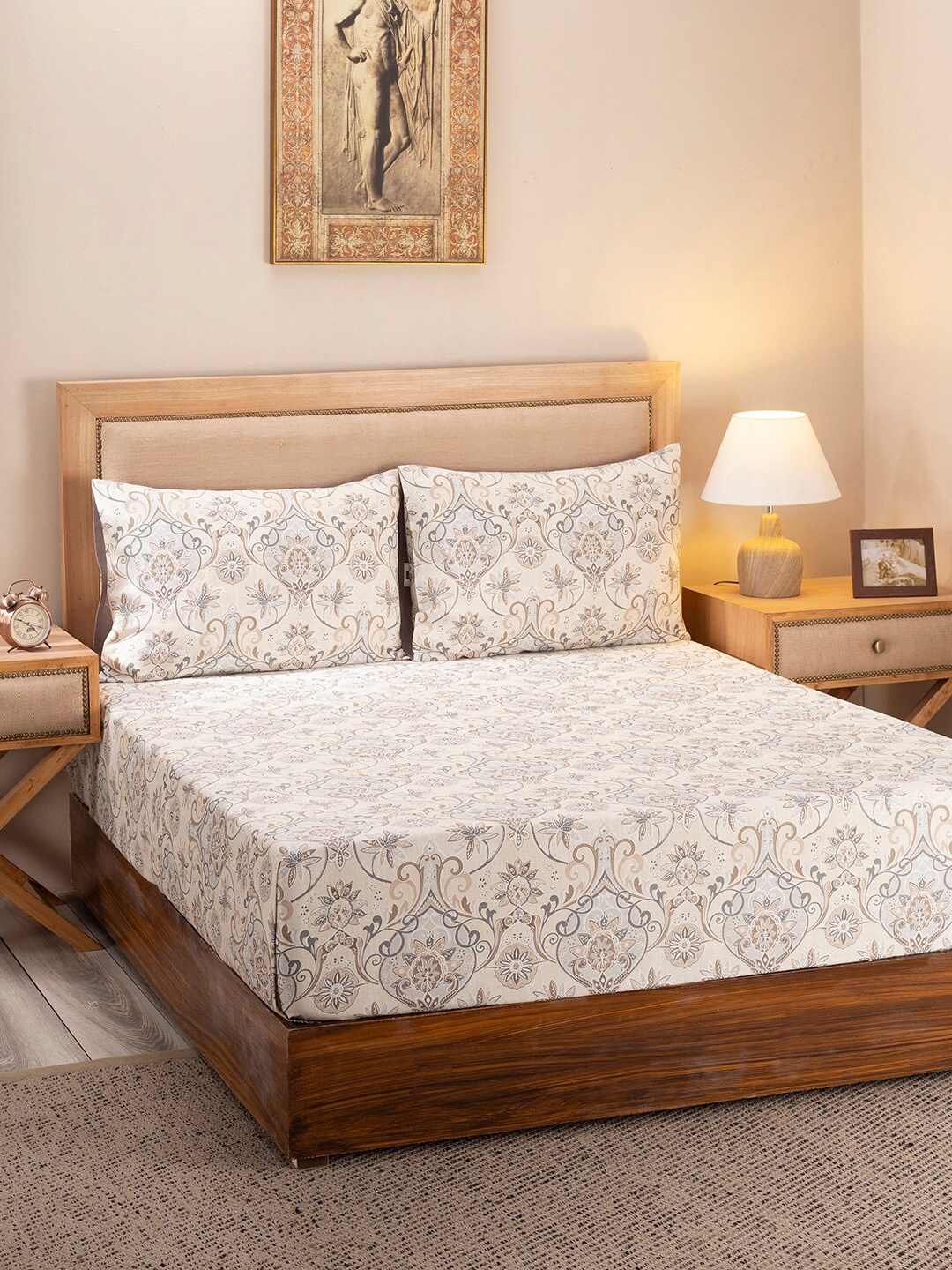

MASPAR Beige & Grey Floral 300 TC King Bedsheet with 2 Pillow Covers