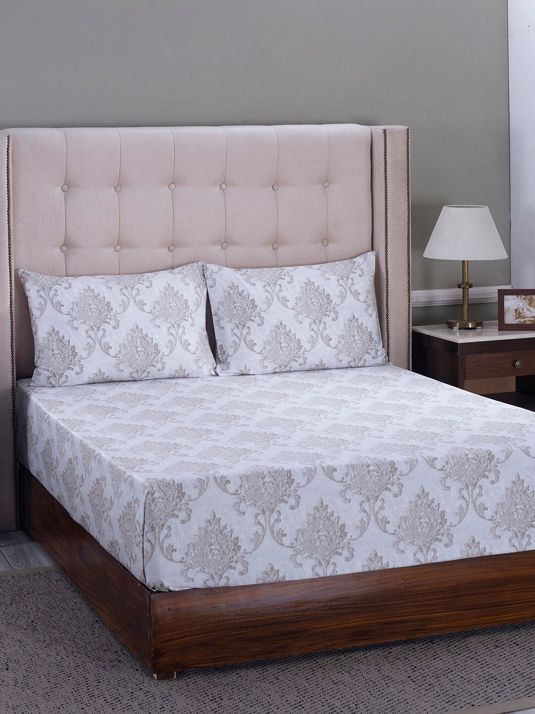 

MASPAR Adults Blue & Grey Ethnic Motifs 400 TC Cotton King Bedsheet with 2 Pillow Covers