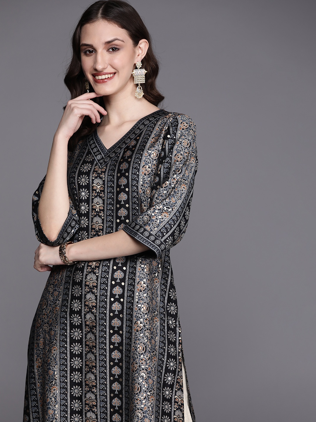 

Biba Women Black & Golden Ethnic Motifs Printed V-Neck A-line Kurta