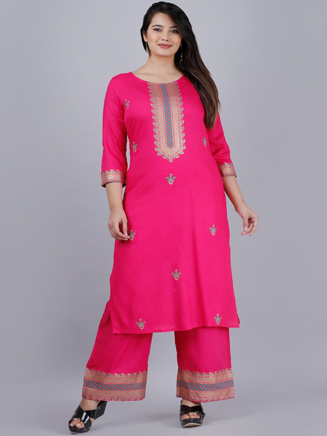 

MAUKA Women Pink Ethnic Motifs Printed Kurta with Palazzos