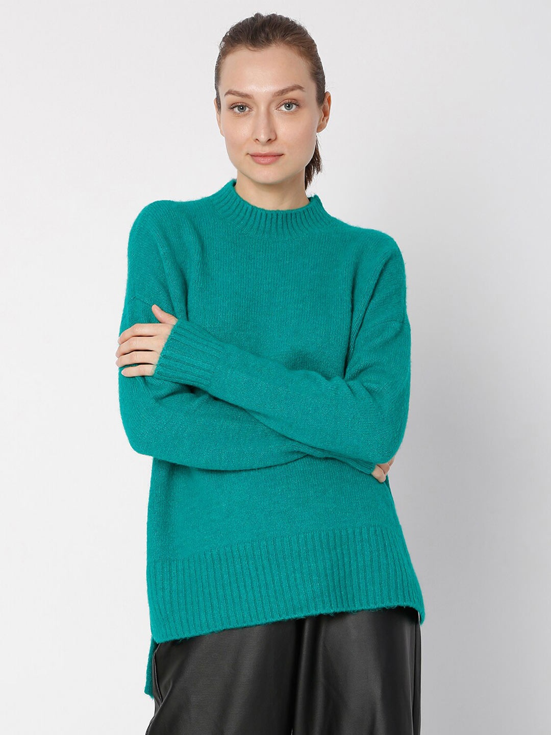 

Vero Moda Women Green Solid Acrylic High-Low Pullover