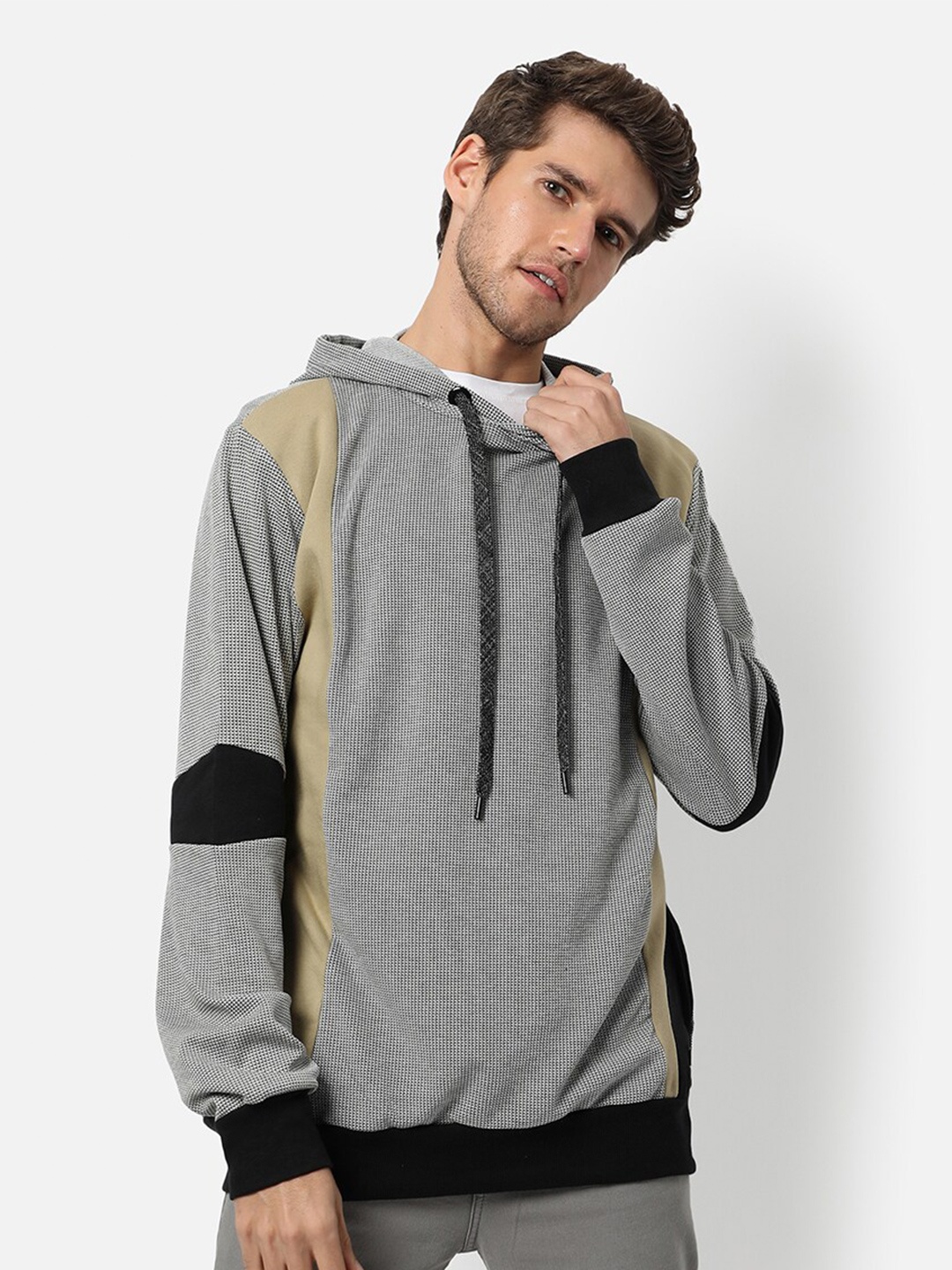 

Campus Sutra Men Grey And Beige Color Blocked Hooded Sweatshirt