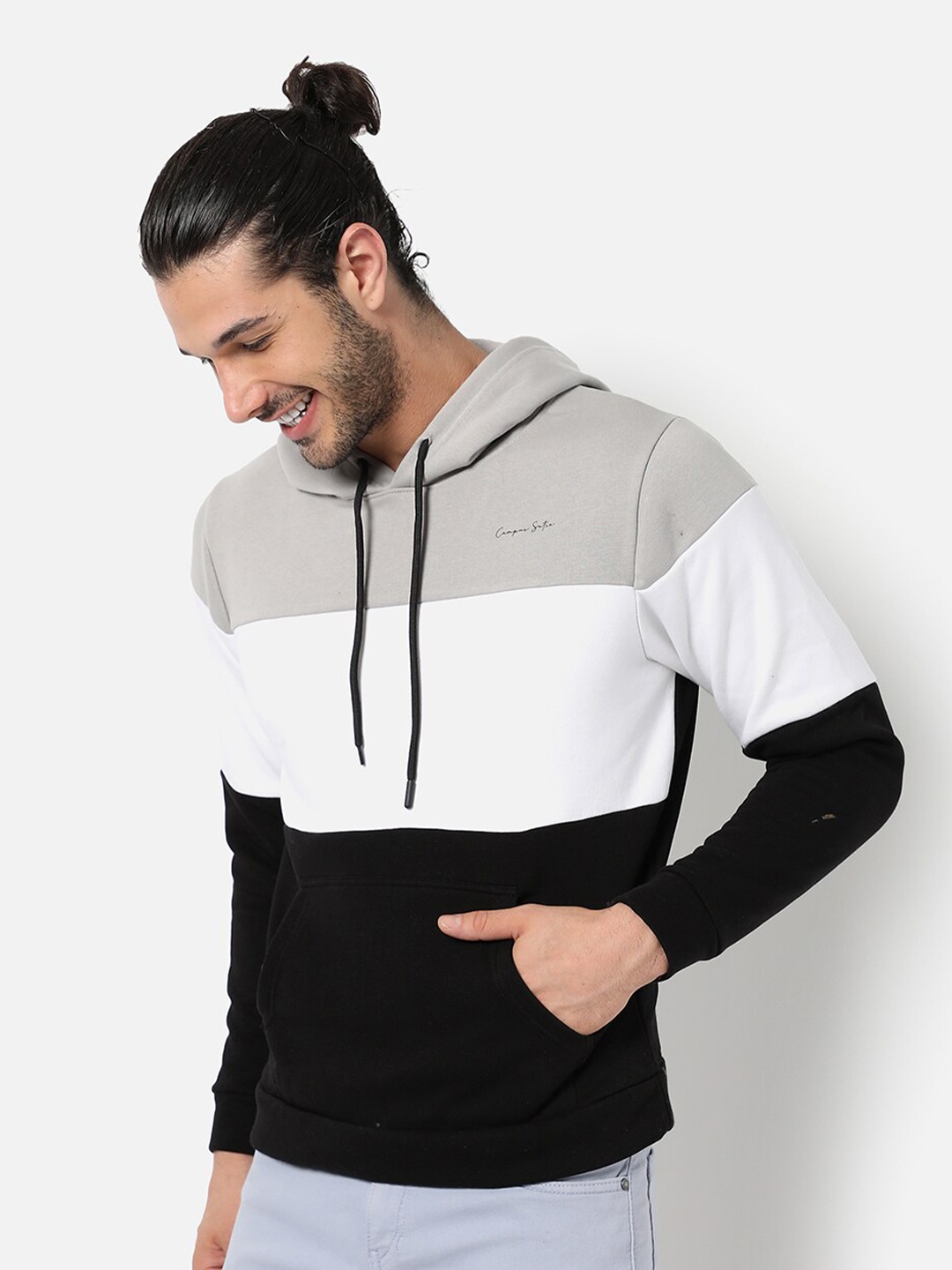 

Campus Sutra Men Grey and Black Colourblocked Hooded Sweatshirt
