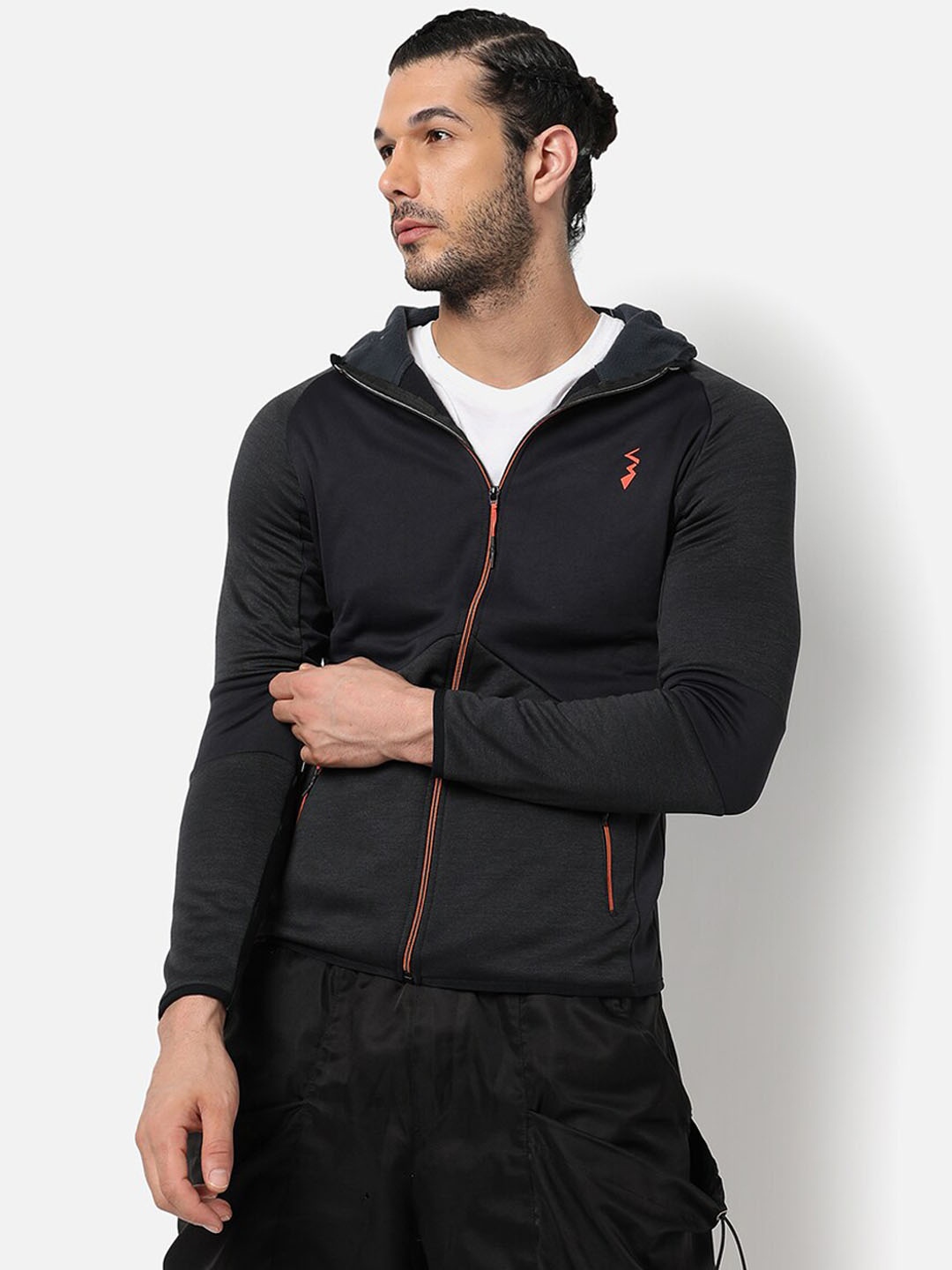 

Campus Sutra Men Black Regular Fit Sporty Jacket