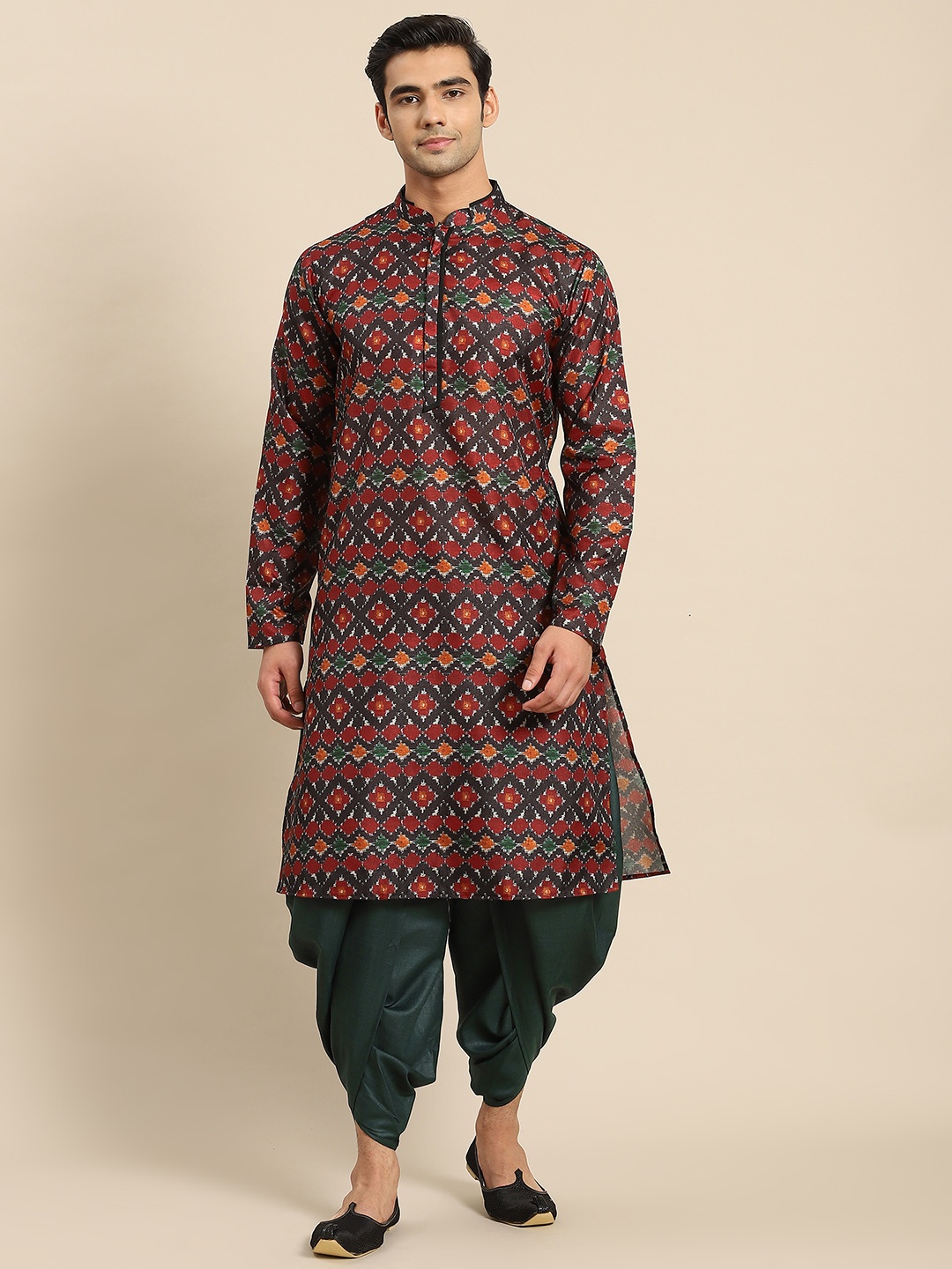 

KISAH Men Maroon & Green Ethnic Motifs Printed Kurta with Dhoti Pants