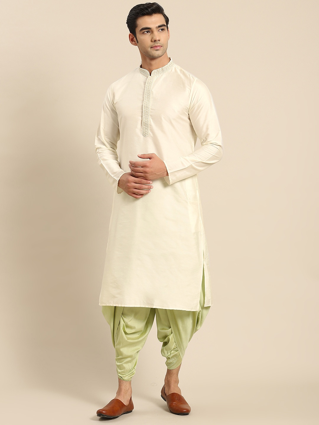 

KISAH Men White Kurta with Dhoti Pants