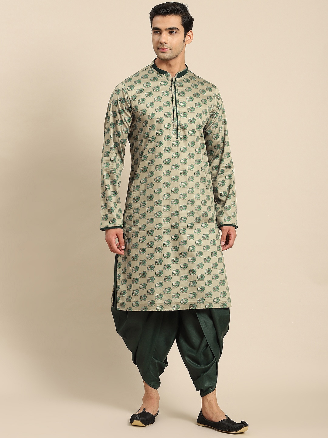 

KISAH Men Green Ethnic Motifs Printed Kurta with Dhoti Pants