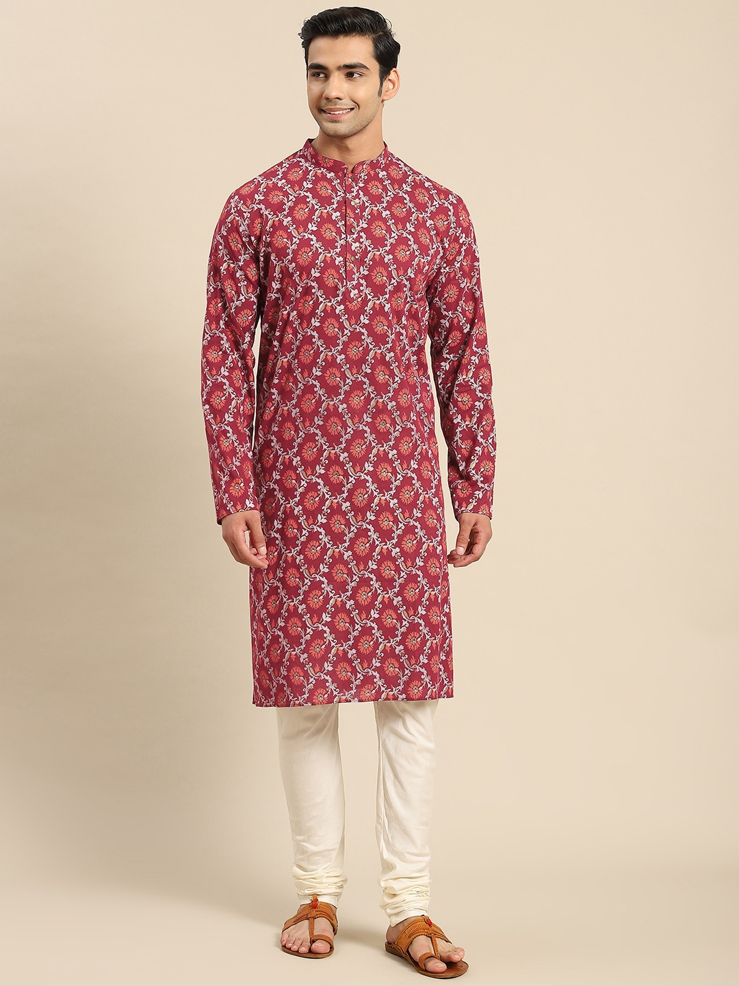 

KISAH Men Maroon Floral Printed Kurta with Churidar