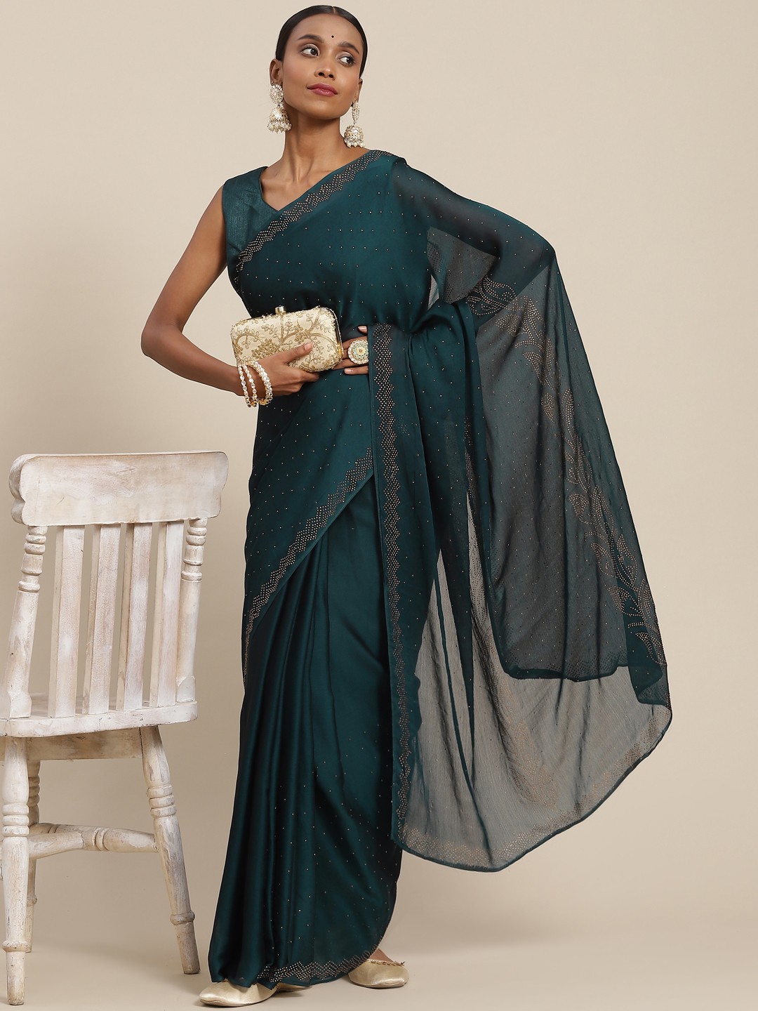 

SAARYA Green Embellished Sequinned Pure Chiffon Saree