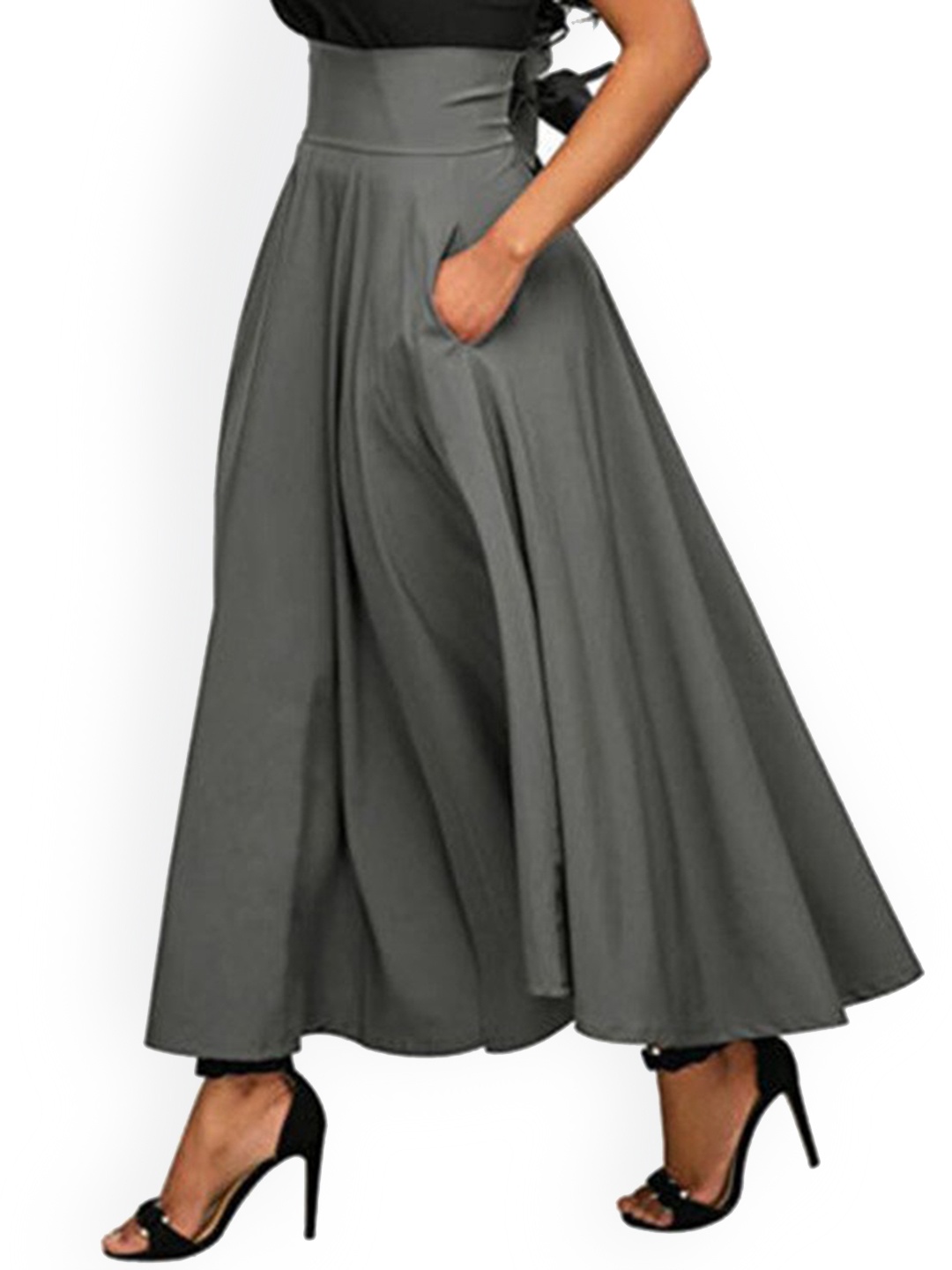 

La Aimee Grey Solid Skirt