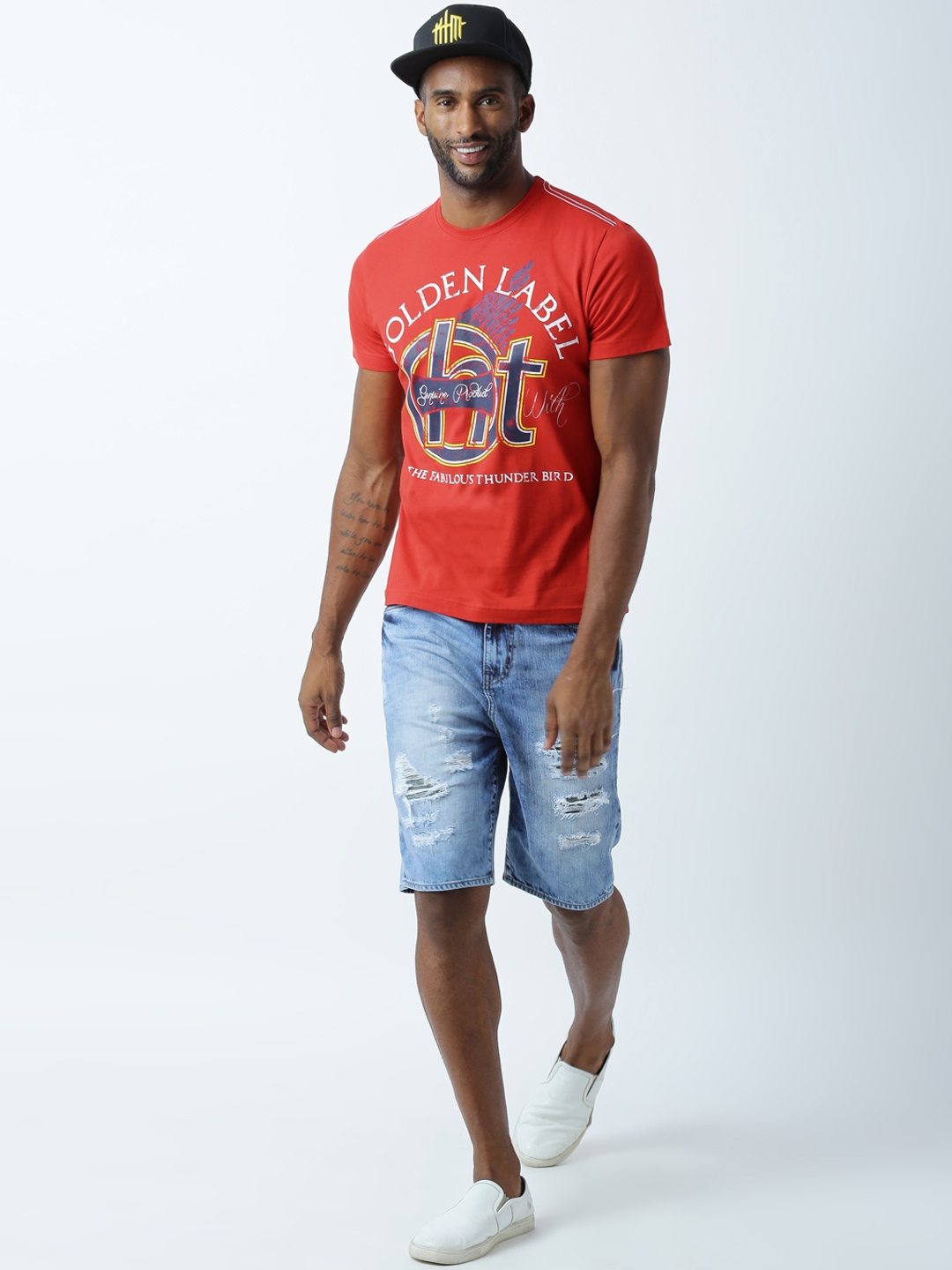 

Huetrap Men Red Printed Regular Fit Round Neck T-shirt