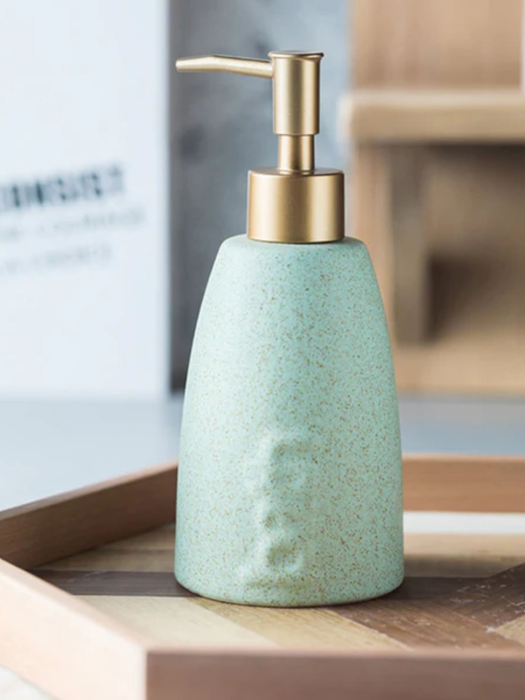 

FabSeasons Green Textured Soap Dispenser