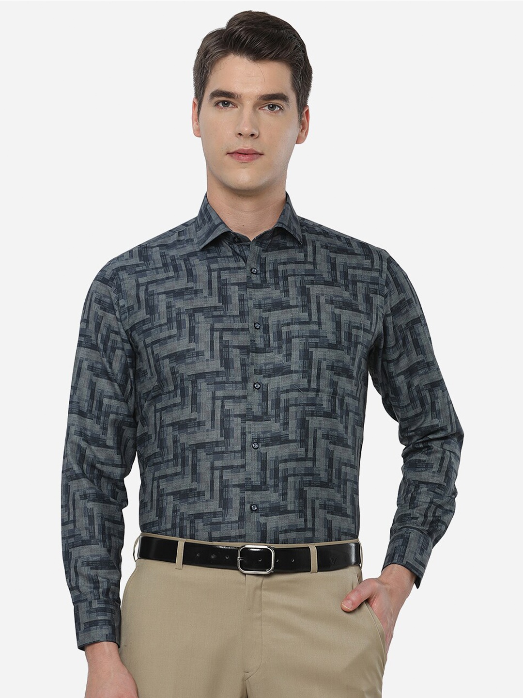 

Greenfibre Men Black Slim Fit Printed Casual Shirt