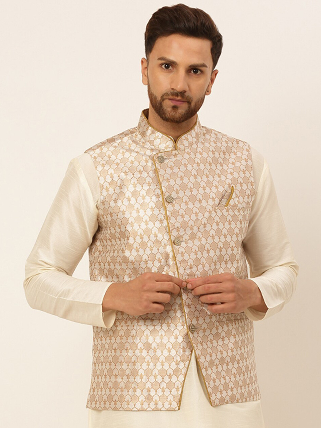 

Jompers Silver Toned Mandarin Collar Woven Design Silk Cotton Nehru Jacket