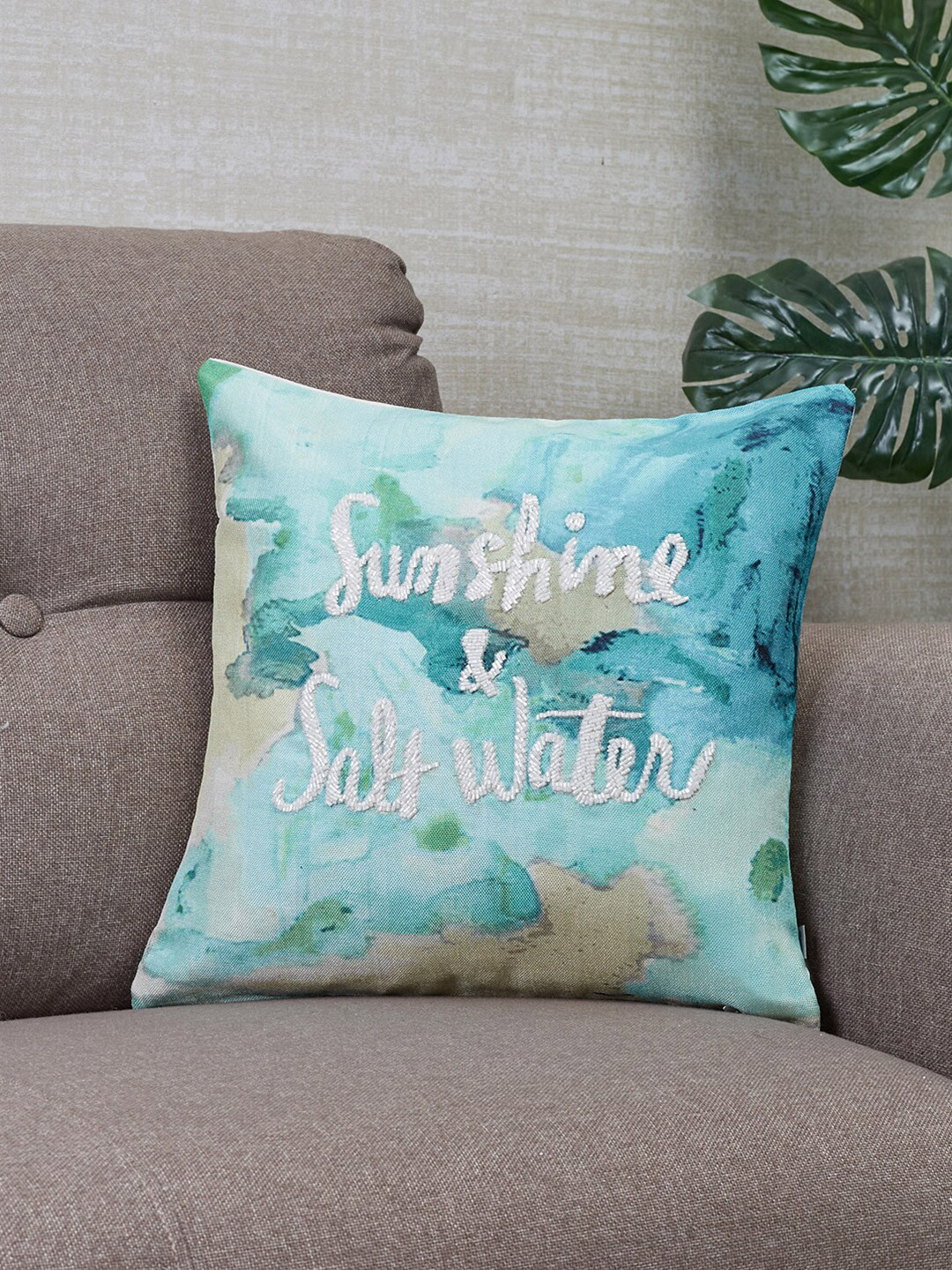 

HomeTown Blue & White Abstract Square Cushion Cover