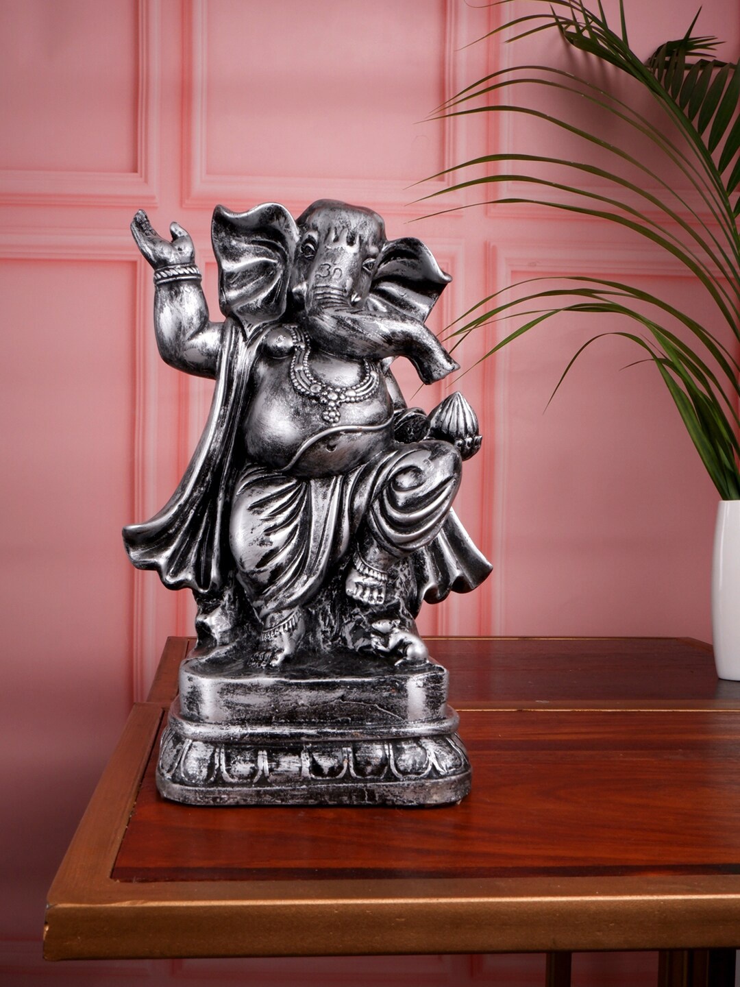 

THE WHITE INK DECOR Grey Lord Ganesha Figurine Showpiece