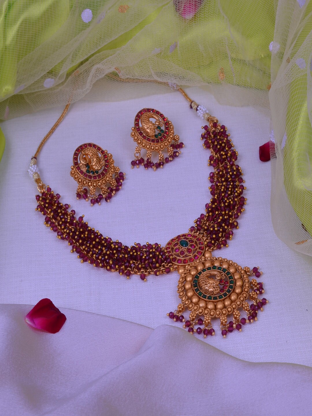 

StileAdda Gold-Plated Red Stone-Studded & Beaded Jewellery Set
