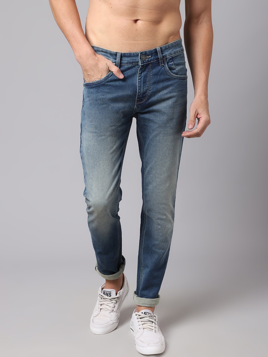 

Cantabil Men Blue Heavy Fade Stretchable Jeans