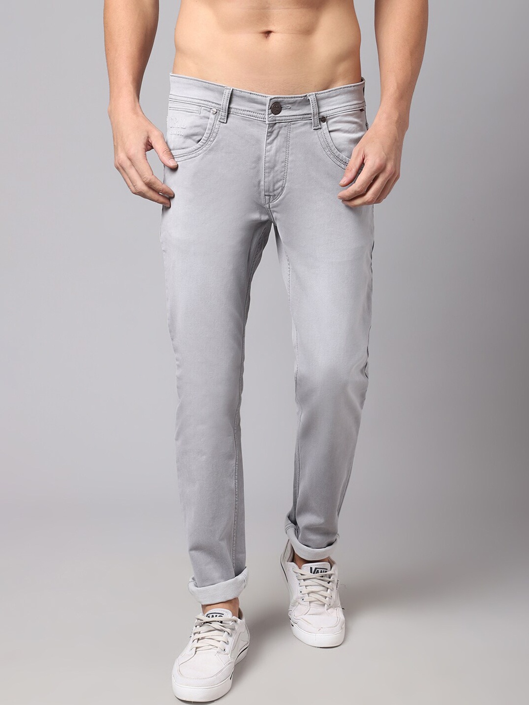 

Cantabil Men Grey Low Distress Heavy Fade Stretchable Jeans