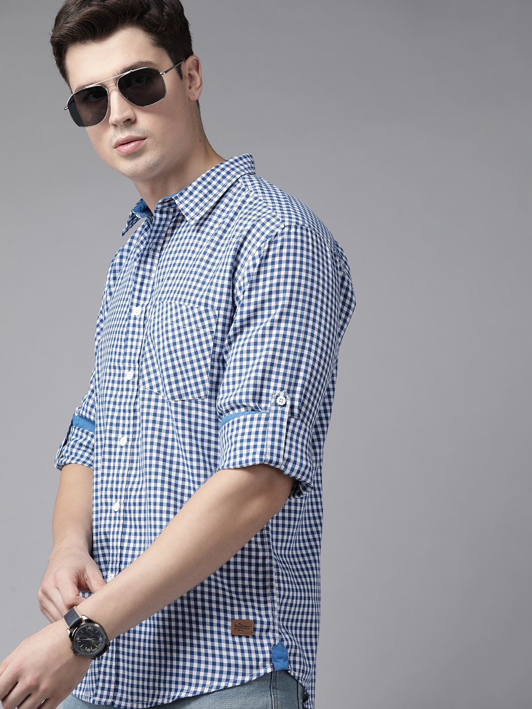 

Roadster Men Blue Comfort Gingham Checks Checked Casual Shirt
