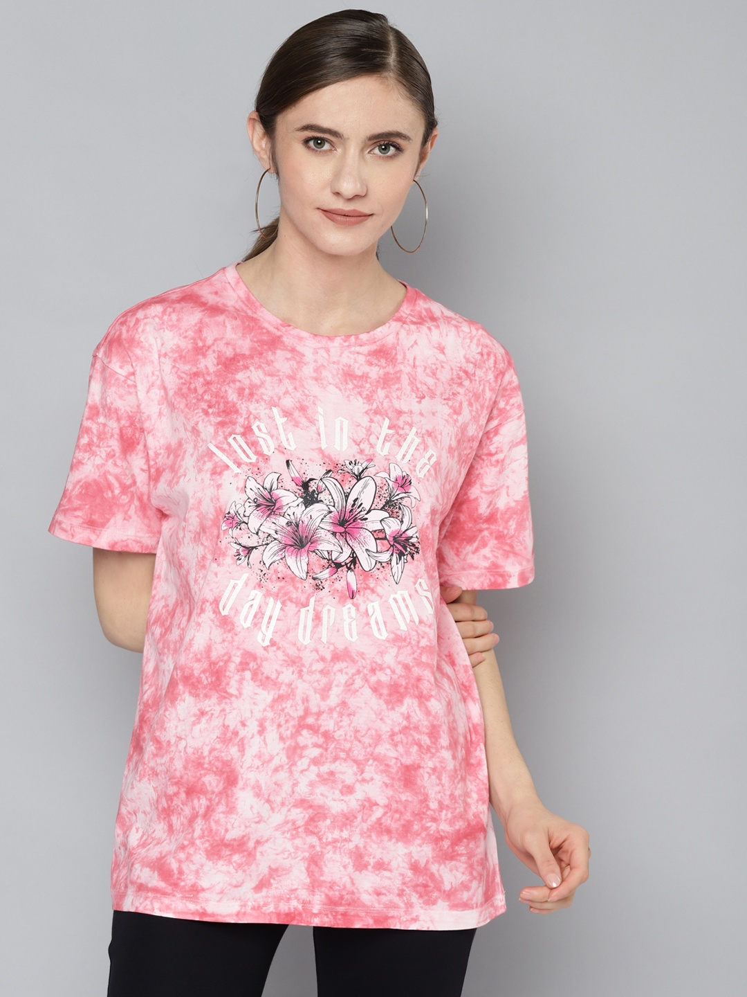 

VividArtsy Women Pink & Off White Dyed Pure Cotton T-shirt