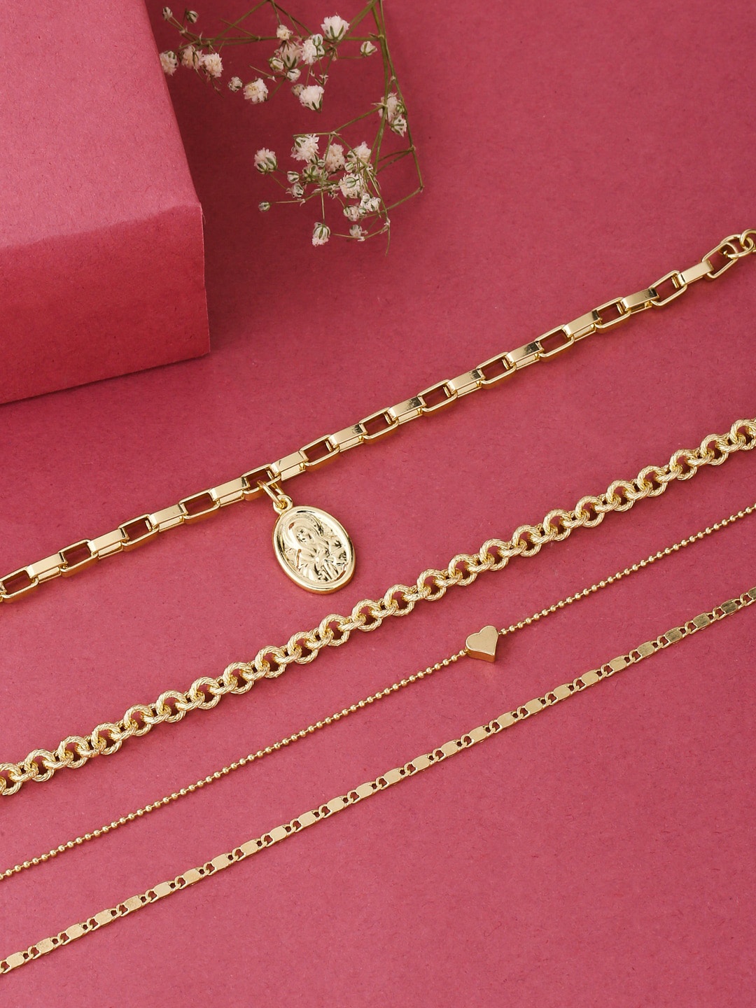 

kashwini Women Pack Of 4 Gold-Toned Brass Gold-Plated Charm Bracelet
