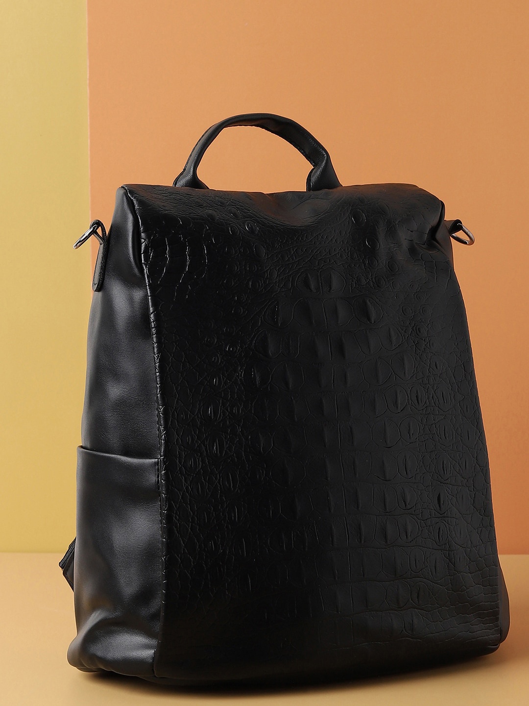 

HAUTE SAUCE by Campus Sutra Women Black Backpack