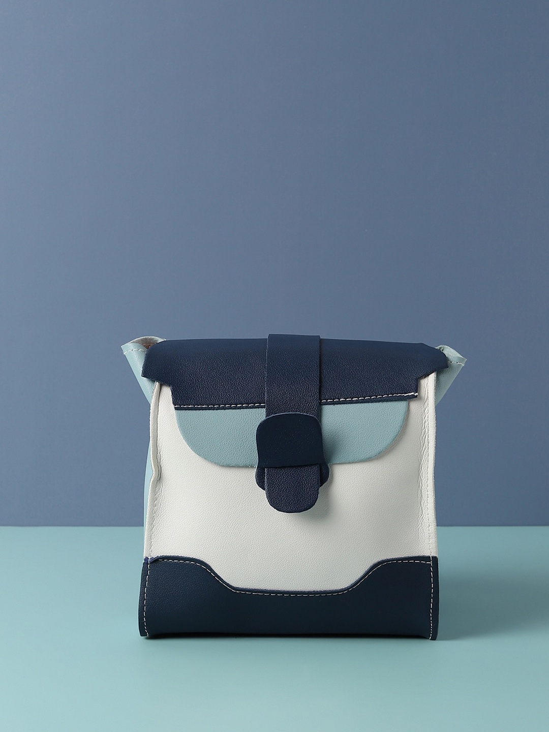 

HAUTE SAUCE by Campus Sutra Women Blue Colourblocked Backpack