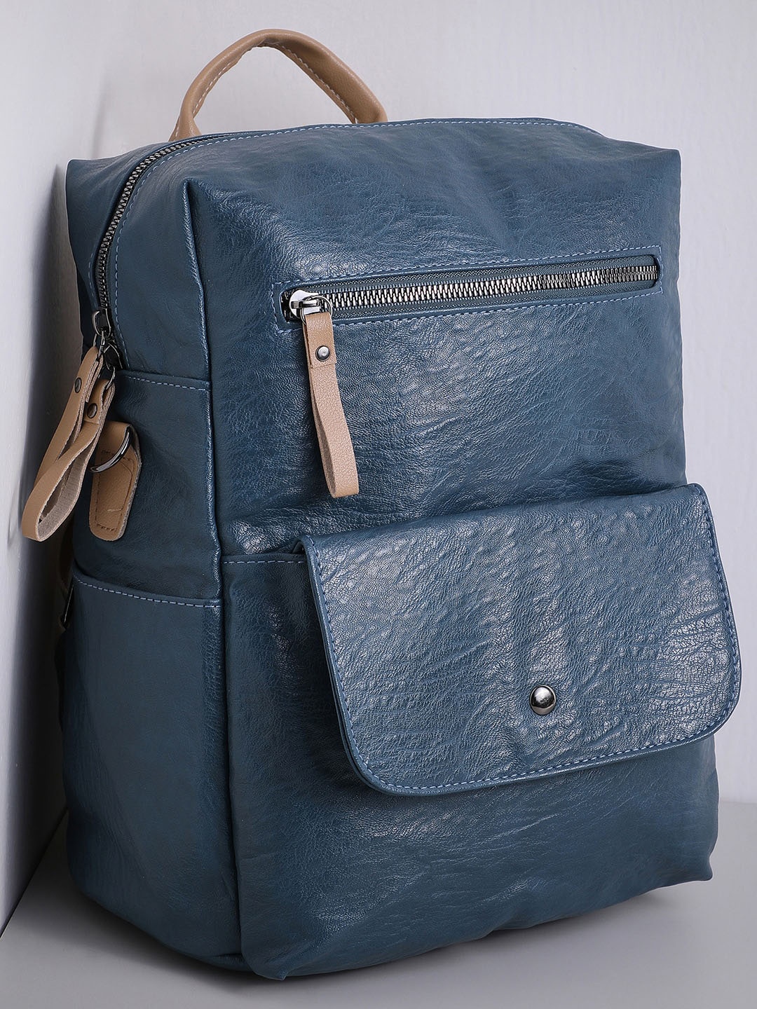 

HAUTE SAUCE by Campus Sutra Women Blue & Cream-Coloured Backpack