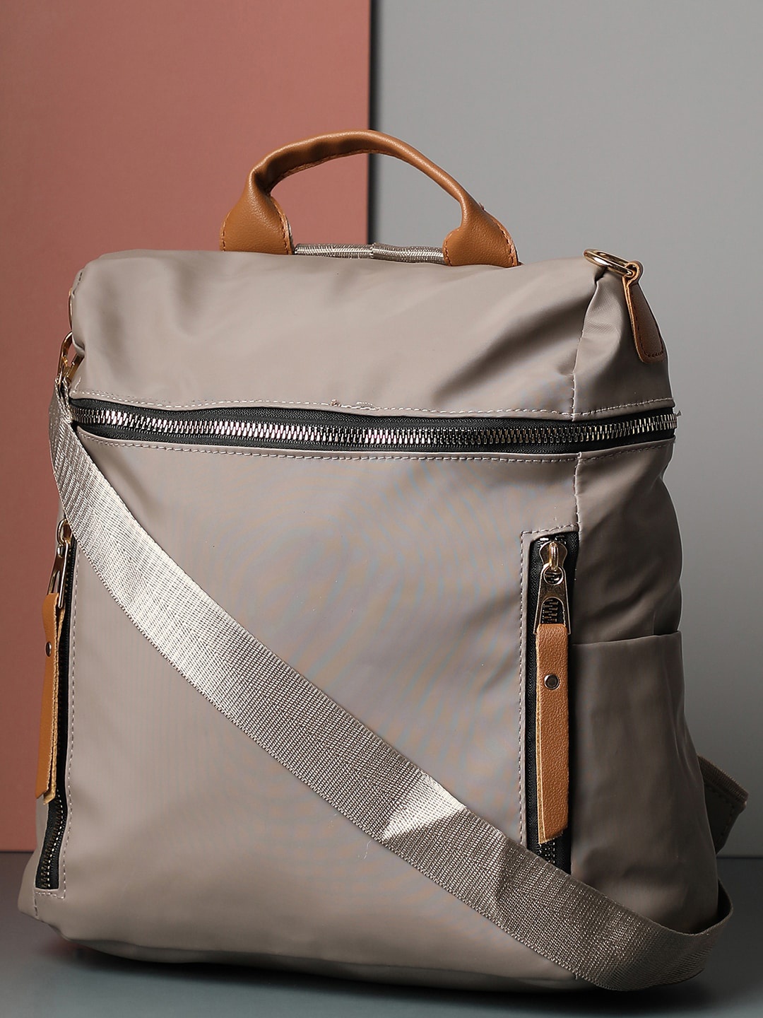 

HAUTE SAUCE by Campus Sutra Women Grey & Brown Backpack