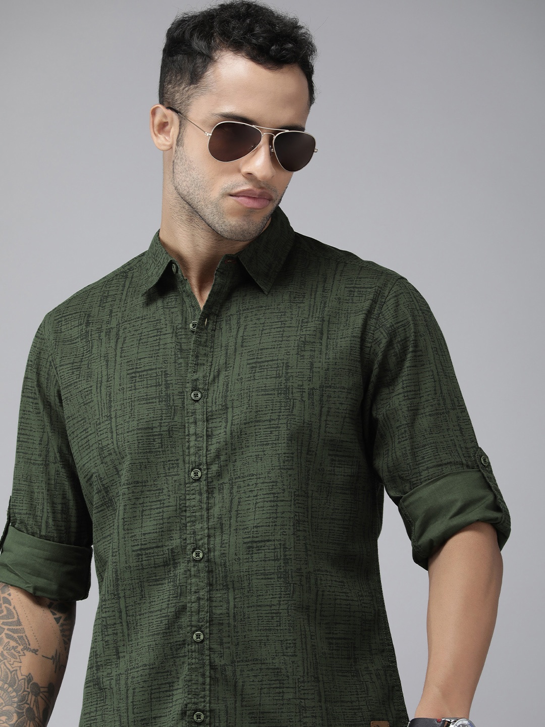 

Roadster Men Olive Green Printed Casual Shirt