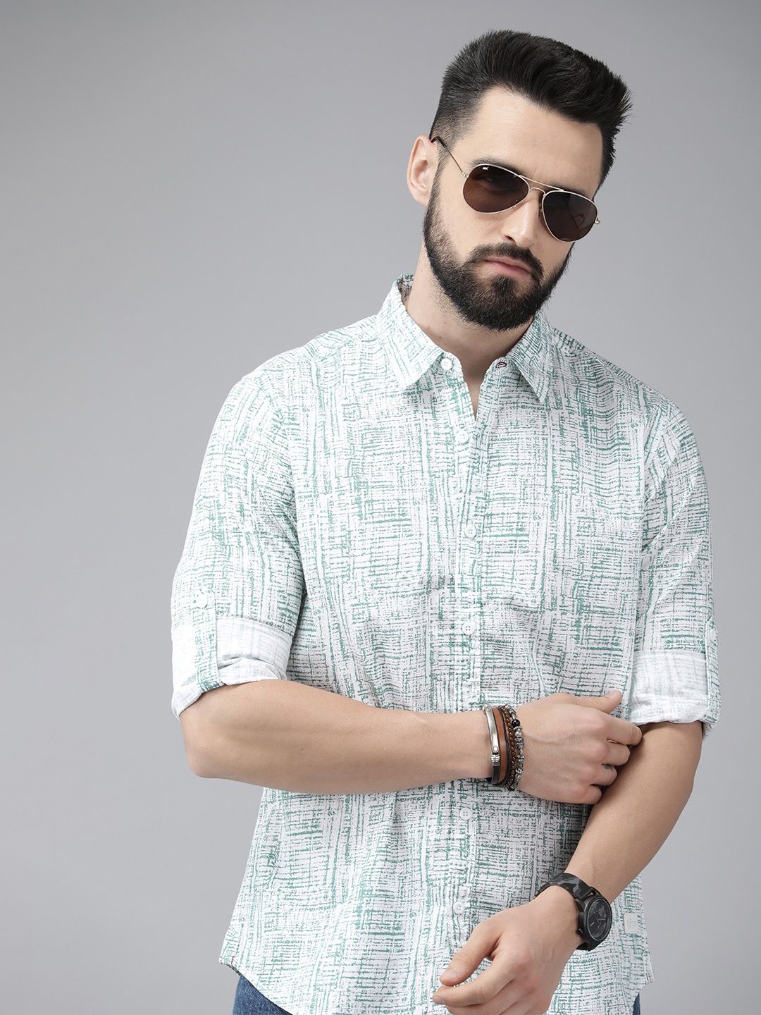 

Roadster Men White Pure Cotton Abstract Printed Casual Shirt