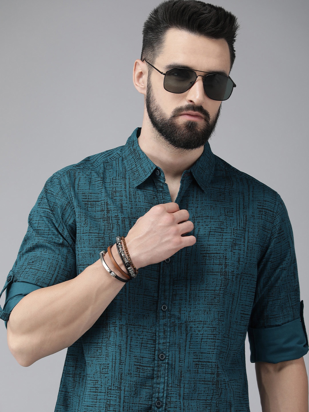 

Roadster Men Teal Blue Pure Cotton Abstract Printed Casual Shirt