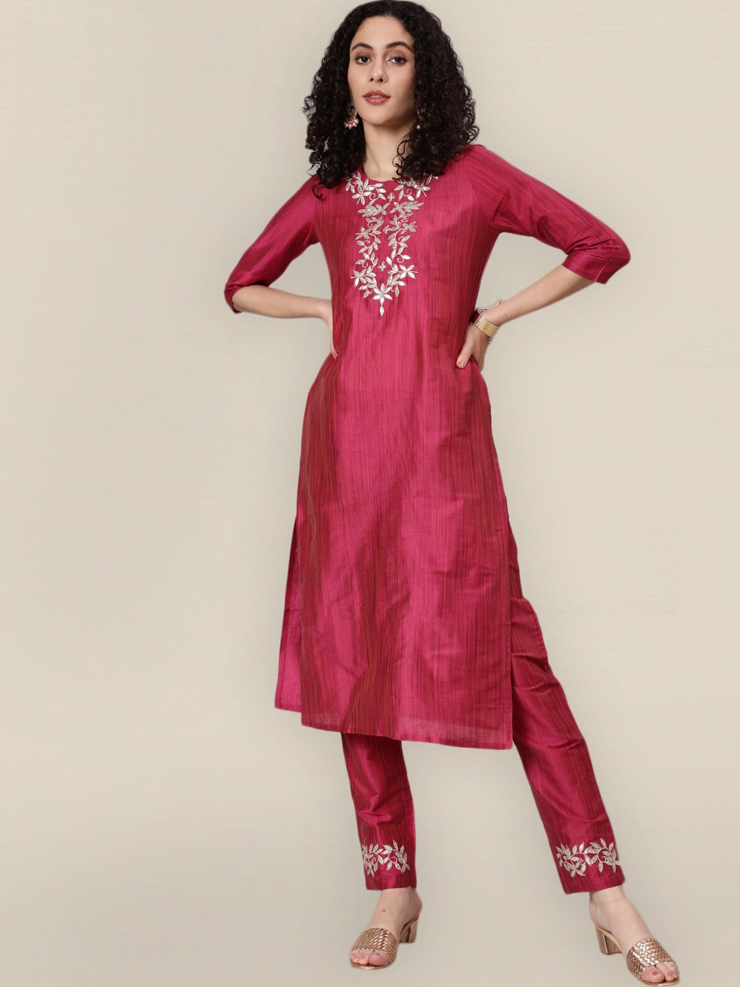 

Sangria Women Magenta Floral Yoke Thread Work Kurta with Trouser