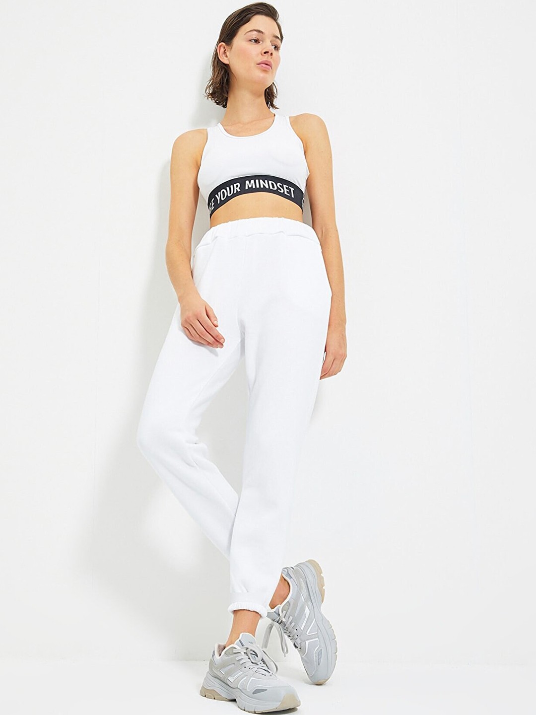 

Trendyol Women White Solid Cotton Regular Fit Joggers