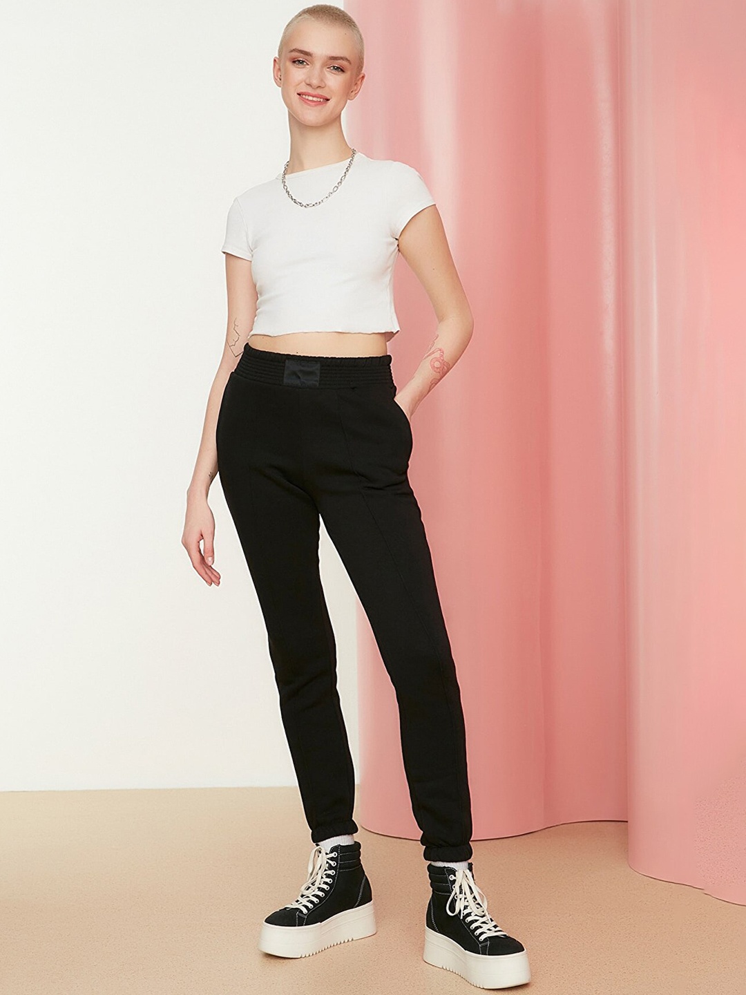 

Trendyol Women Black Solid Regular Fit Sports Track Pant
