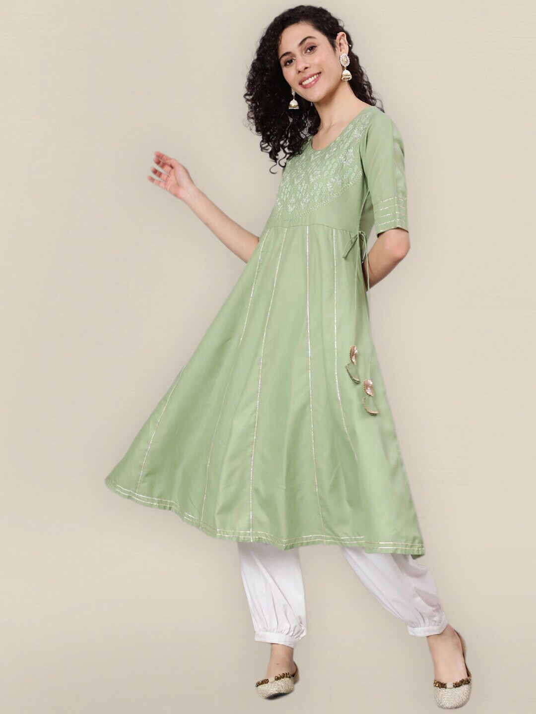 

Sangria Women Green & White Embroidered Thread Work Pastels Anarkali Kurta