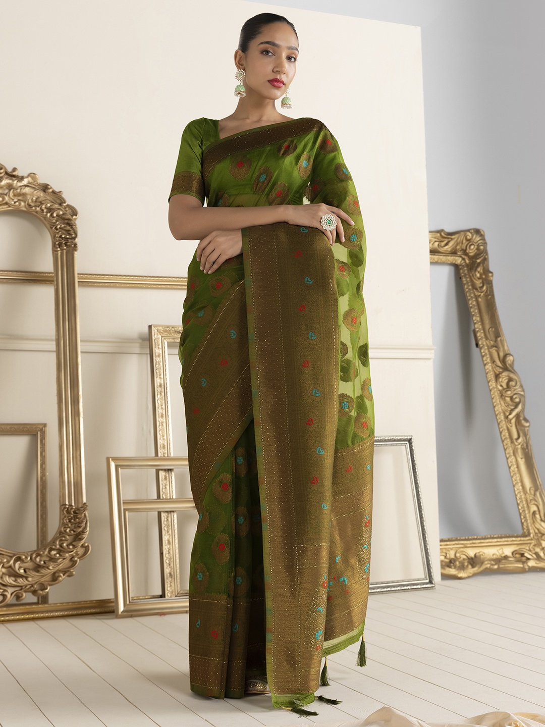 

Soch Green & Gold-Toned Woven Design Silk Blend Tussar Saree