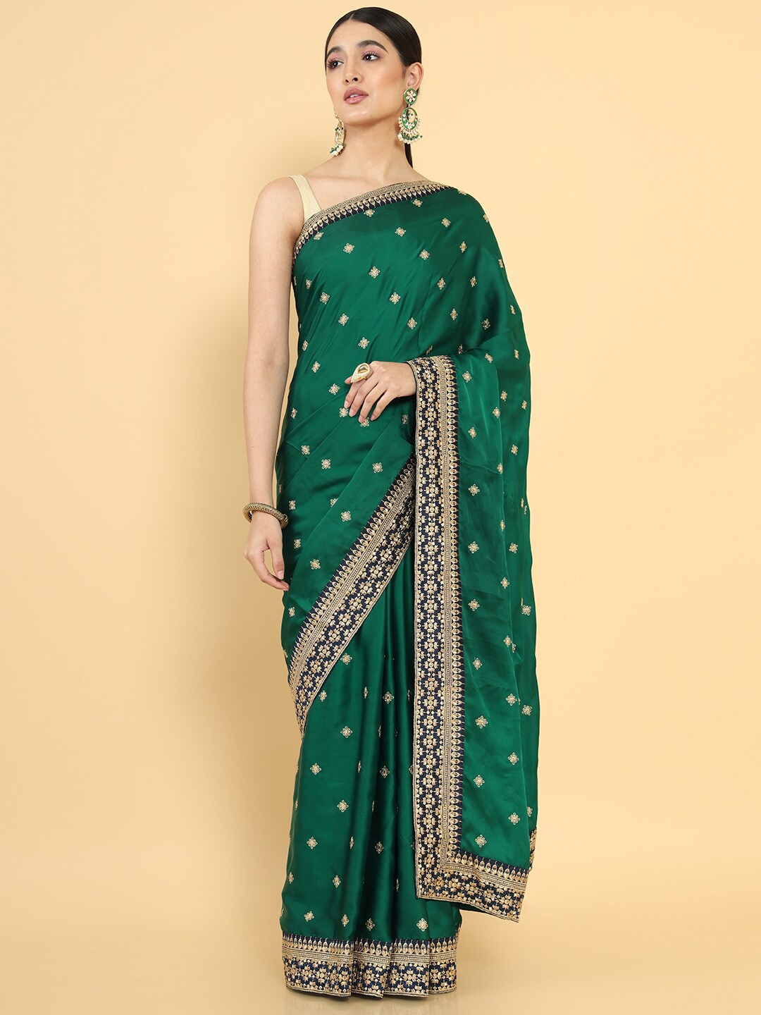 

Soch Women Green & Gold-Toned Floral Embroidered Silk Blend Tussar Saree